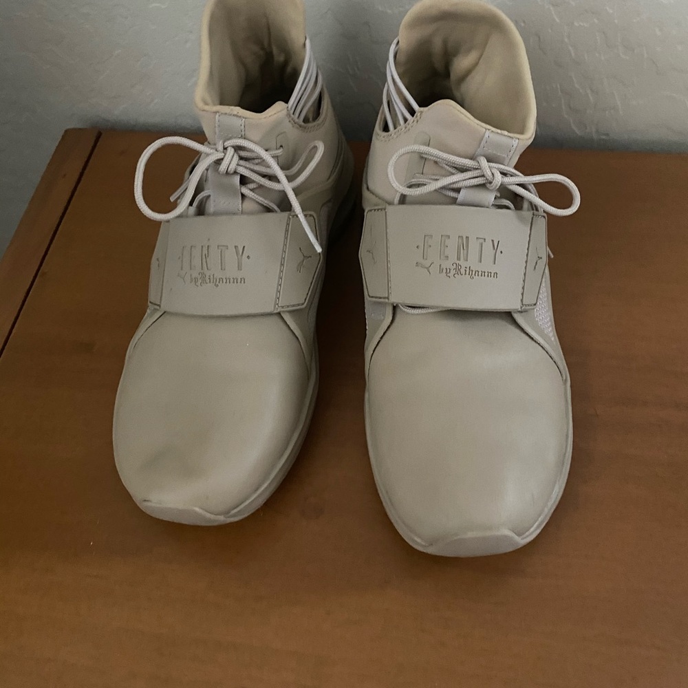 Fenty Pumas - Picture 4 of 4
